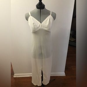 Vintage NEW 1960's The Sears Doesn't Slip Full Slip Nylon White 36 formal